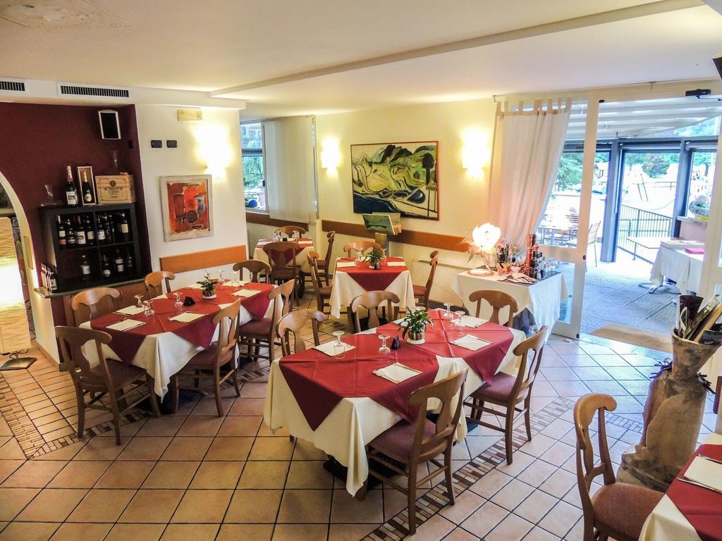 Albergo Lario Gera Lario Kültér fotó