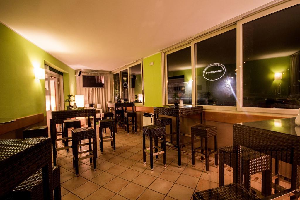 Albergo Lario Gera Lario Kültér fotó